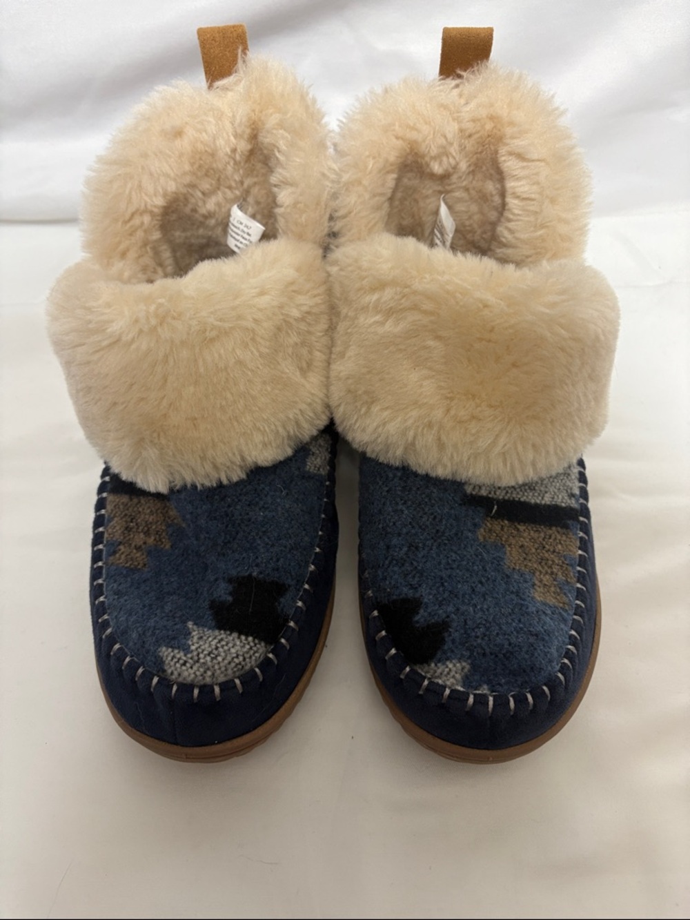Dearfoams Alpine Navy Patterned Wool Slippers with Beige Faux Fur Cuff